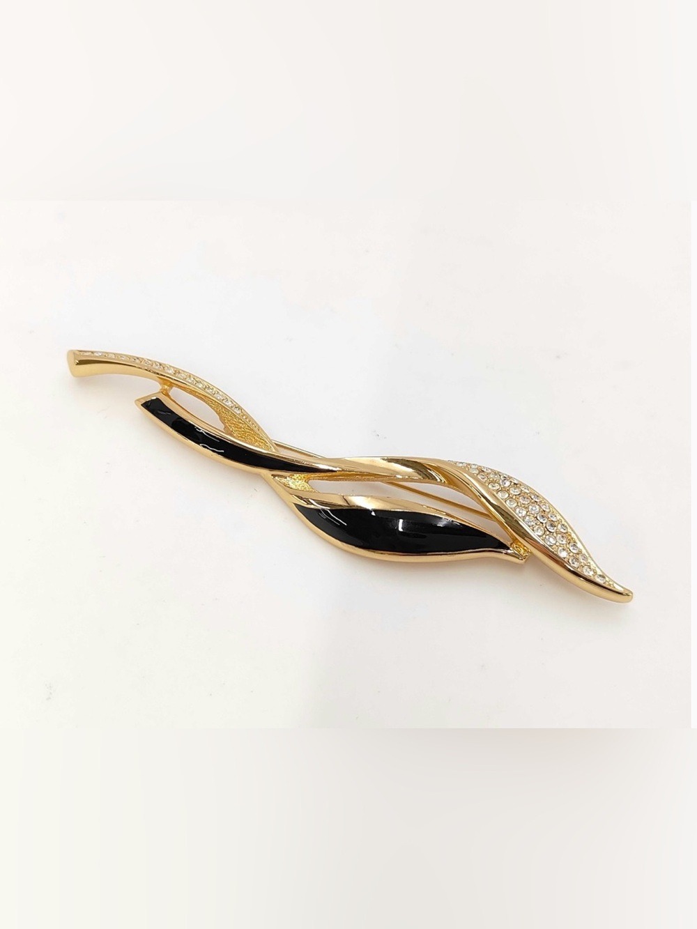 Dior Gold-Tone Black and Crystal Twisted Ribbon Brooch